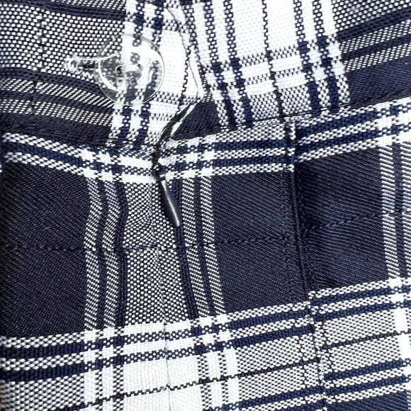 Navy Blue White Plaid Mini Skirt Skort Size Medium Pleated Academia Preppy - Picture 3 of 5